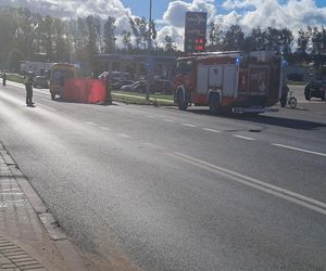 Śmiertelne potrącenie pieszej w Bartoszycach. Droga zablokowana, poważne utrudnienia dla kierowców
