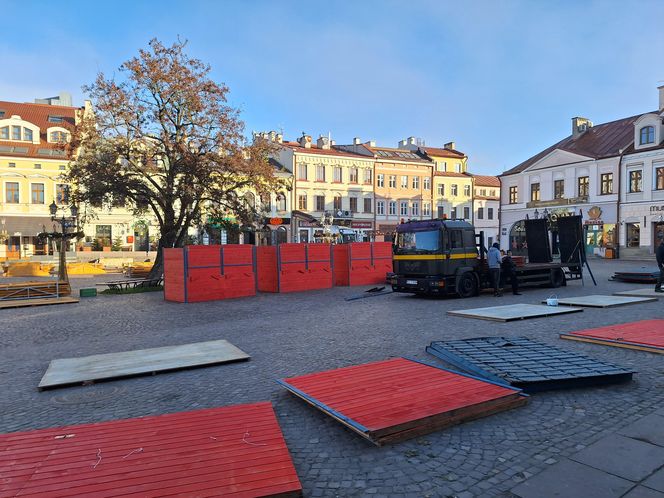 Świąteczne Miasteczko w Rzeszowie już powstaje!