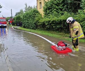 Armagedon pogodowy w całej Polsce, także w woj. śląskim. Zalane posesje, ulice, zerwane mosty. W Słowenii są ofiary śmiertelne