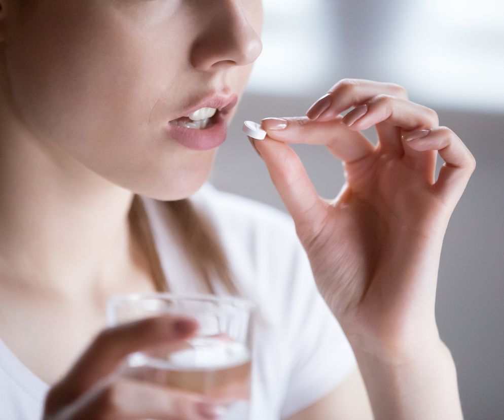Tych produktów unikaj, jeśli przyjmujesz leki. Eksperci ostrzegają
