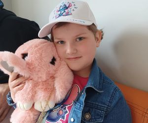 Krzyż runął na 5-letnią Marysię! Cudem przeżyła, a winnych wciąż brak