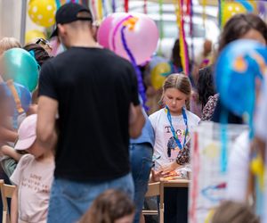   Tłumy na Starym Mieście w Olsztynie. Tak mieszkańcy świętowali Dzień Dziecka
