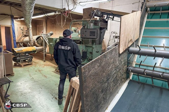 Nielegalna fabryka papierosów rozbita