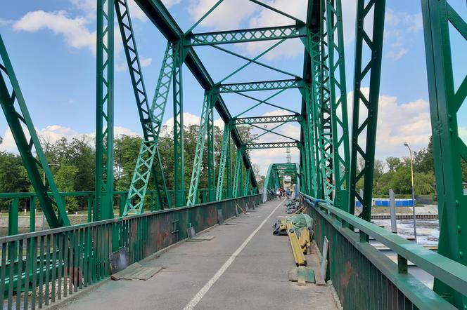 Most im. Ireny Sendlerowej - budowlańcy rozpoczęli kolejny etap przebudowy
