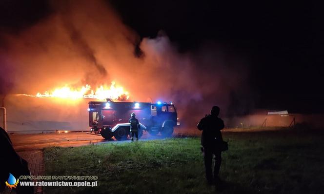 Pożar hotelu w Chrząstowicach. Jedna osoba zginęła, dwie są ranne 