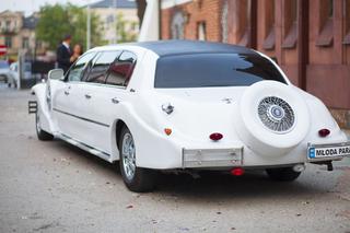 Lincoln Town Car Excalibur - limuzyna ślubna Lewandowskiego