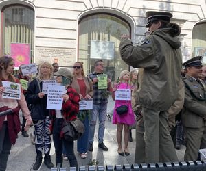 Wielki protest pod urzędem miasta w Łodzi. Broń lasów Lublinka