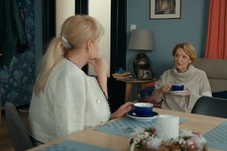 Barwy szczęścia, odcinek 3199. Małgorzata (Adrianna Biedrzyńska), Józefina (Elżbieta Jarosik)