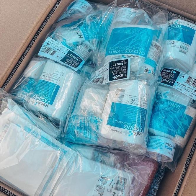 Znana pisarka, biznesmen z Holandii i menadżerka gwiazd zawieźli dary dla Ukrainy i uratowali koty