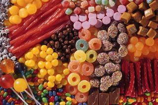 Niebezpieczne słodycze: Te składniki słodkości mogą zaszkodzić dziecku