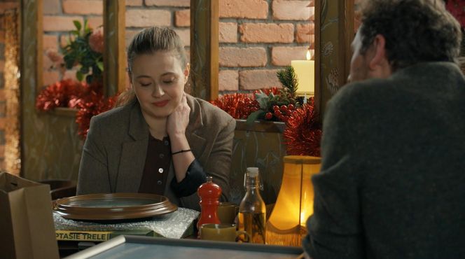 Barwy szczęścia, odc. 3202: Szczepan (Robert Gulaczyk), Gabrysia (Marta Juras)