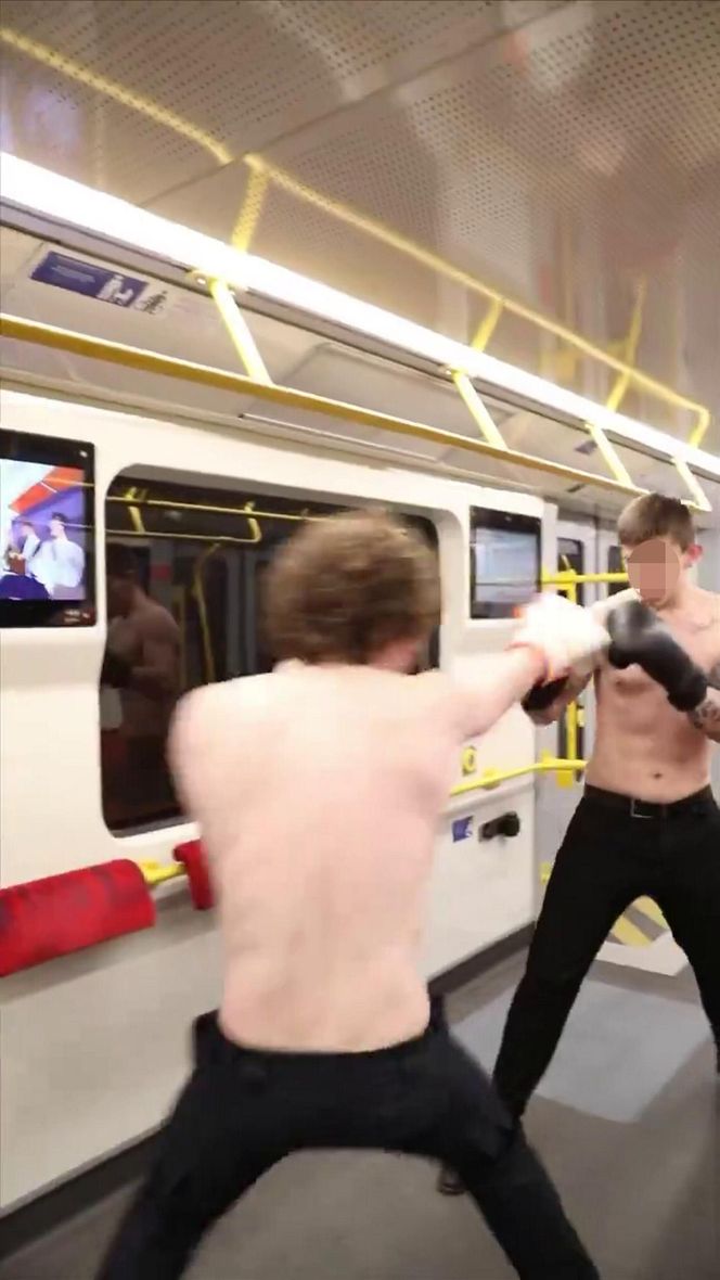 Nielegalna walka w metrze w Warszawie. Szokujące sceny w pociągu! 