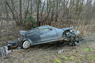 Śmiertelny wypadek pod Radomskiem! Ciało 31-latka leżało obok 25-latki [ZDJĘCIA]