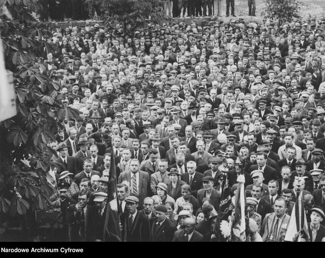 Manifestacja w Białymstoku. 1936 rok