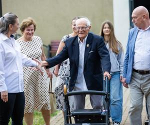 Wstąpił do wojska w wieku 20 lat i walczył w operacji berlińskiej! Teraz pan Kazimierz świętował 100. urodziny