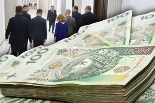 Budżet Kancelarii Sejmu urośnie o 50 mln zł! Więcej pieniędzy na pensje 