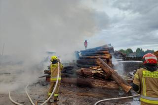 Pożar składowiska palet w Miliczu