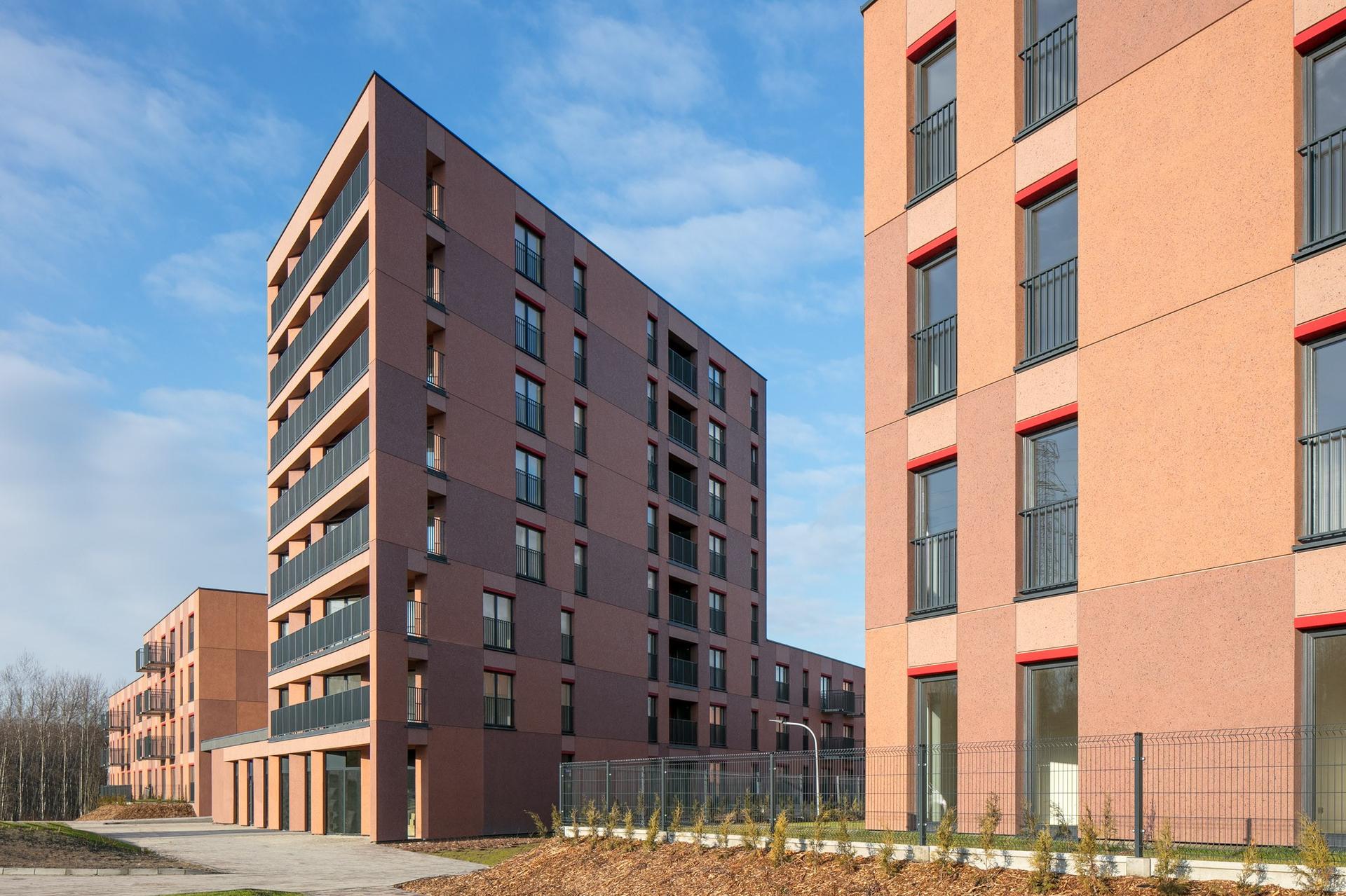 Mieszkanie Plus Katowice: Nowy Nikiszowiec projektu 22Architekci [NOWE ZDJĘCIA]