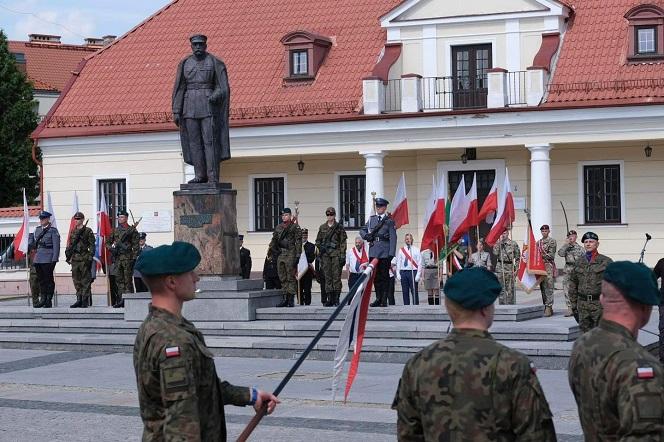Święto Wojska Polskiego w Białymstoku. „Wszyscy musimy wspierać Wojsko Polskie” [ZDJĘCIA]