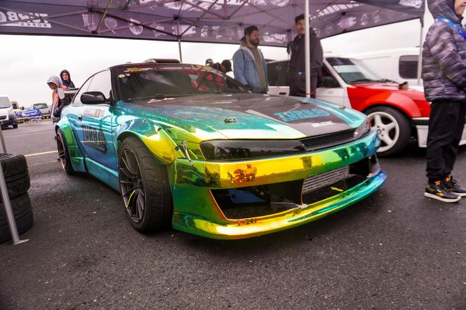 SkillZone Festiwal - motoryzacyjne emocje na lotnisku w Mielcu