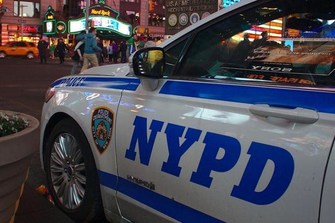 Mężczyzna zadźgał nożem czworo członków rodziny, został zastrzelony przez NYPD
