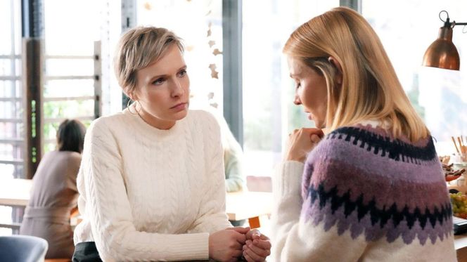 Barwy szczęścia odc. 3215. Dominika (Karolina Chapko), Sonia (Weronika Nockowska)