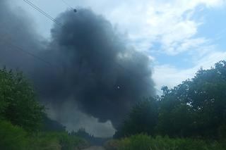 Kłęby czarnego dymu nad Lublinem! Płonie hala magazynowa przy ul. Metalurgicznej