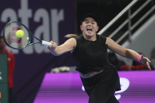Ostapenko znów puściły nerwy! Wstrząsające słowa Sabalenki: „Myślę, że ma problemy w życiu”