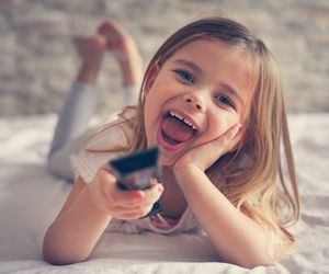 Bajki dla dzieci – ile czasu dziecko powinno spędzać przed telewizorem?