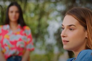 Bahar porzuca swoją siostrę w potrzebie i omotuje Kuzeya.