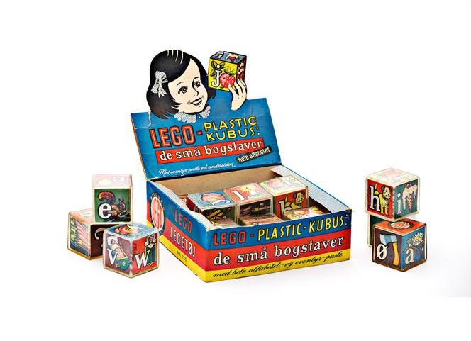 Historia LEGO