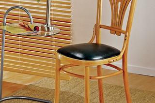 Jak odnowić stare krzesło drewniane? Renowacja zniszczonego mebla krok po kroku