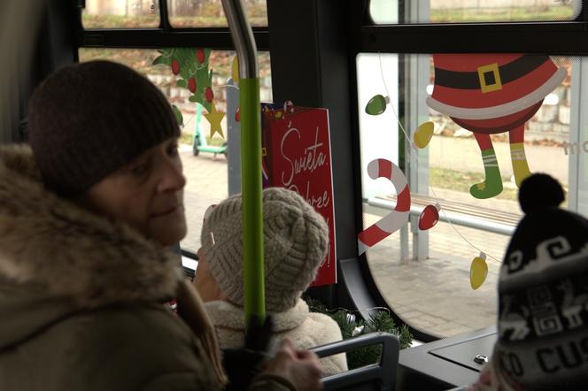 Świąteczny tramwaj jeździ po Olsztynie [ZDJĘCIA]
