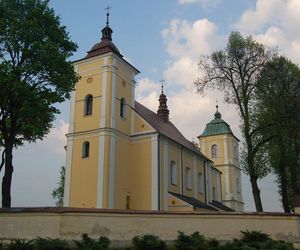 Do tej wsi na Podkarpaciu co tydzień przybywali ludzie z dalekich stron. Tłumów nie mógł pomieścić obszerny lokalny rynek