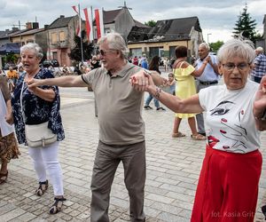 Starachowickie potańcówki na Rynku 2025
