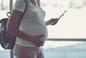 Jesteś w ciąży i planujesz podróż samolotem? Położna ma kilka wskazówek