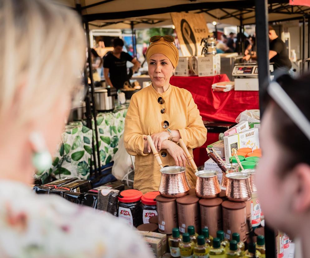 Kulinarna uczta w Fabryce Pełnej Życia. Weekend pod znakiem Festiwalu Smaków Świata