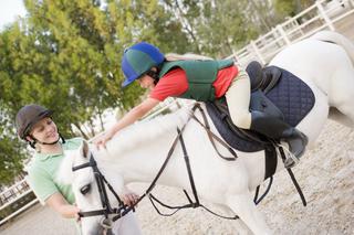 HIPOTERAPIA - rehabilitacja przy pomocy konia 