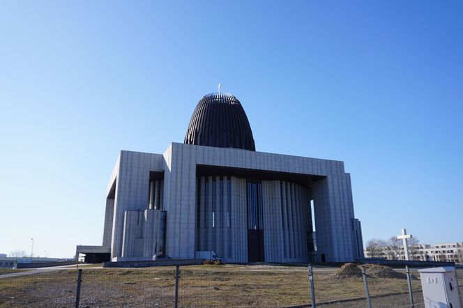 Światynia Opatrzności Bożej w Wilanowie - jej architektura budzi kontrowersje