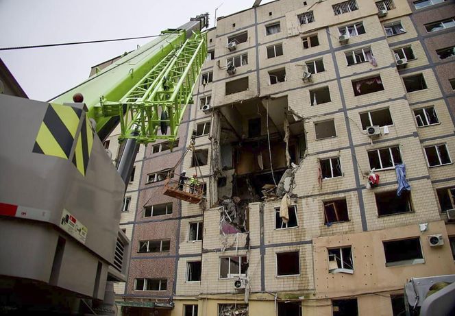 Noc grozy nad Ukrainą. Setki dronów i rakiet spadły na miasta