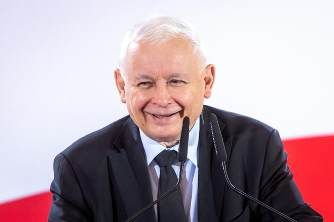 Kaczyński chce obronić Polskę przed szaleństwem LGBT.  Chcemy utrzymać normalność i obronić rodzinę