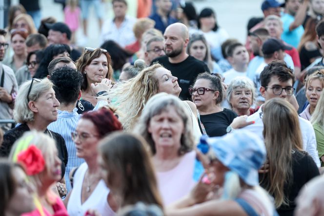 Potańcówka w Katowicach na Rynku "Roztańczony Wyspiański"