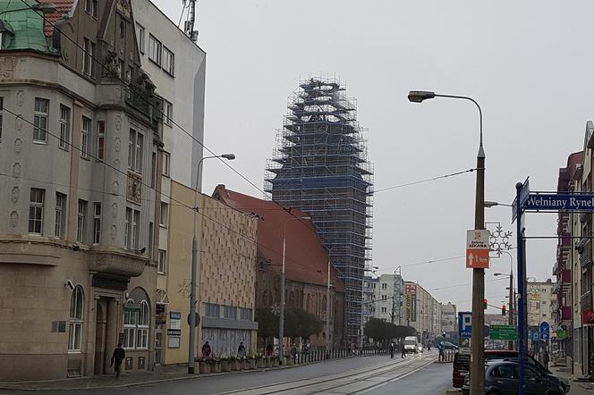 Katedra spaliła się w lipcu ubiegłego roku. Remont trwa