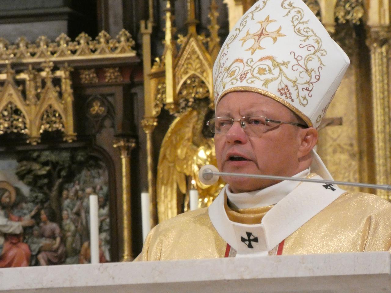 Abp Grzegorz Ryś: miłosierdzie to boska inwestycja w człowieka