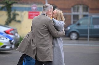 Pierwsza miłość. Bartek wyjdzie z więzienia! Tak Emilka przywita go na wolności! - ZDJĘCIA