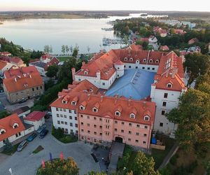 Ryn jeszcze piękniejszy. Pomosty przy nabrzeżu zostały odnowione