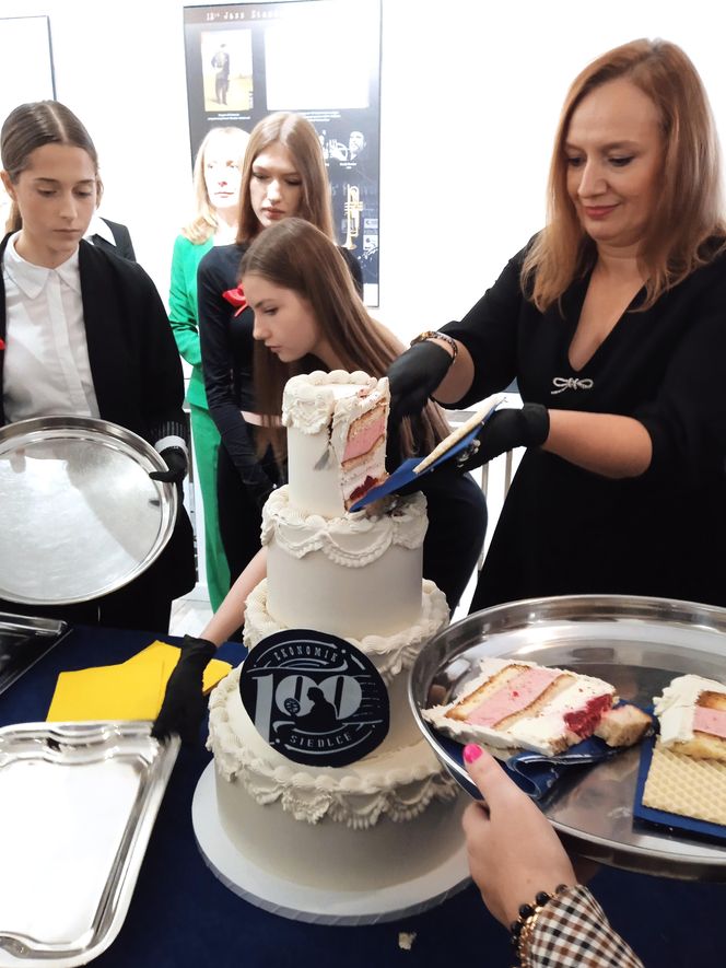 Ekonomik ma już 100 lat