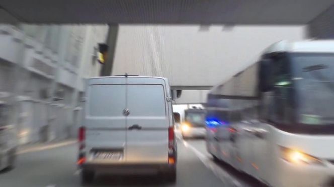 Tak wyglądała ekstradycja Sebastiana M. do Polski. Policja ujawniła nagranie. 
