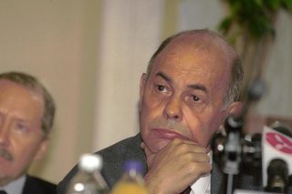 21 marca napadli na dom Jacka Kuronia! Nie oszczędzili nawet żony i syna! Jego ojciec miał zawał!