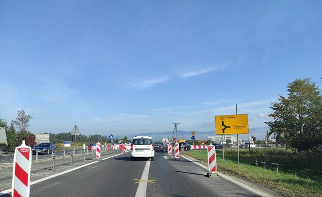 Nowy Targ. Na zakopiance powstało tymczasowe rondo 
